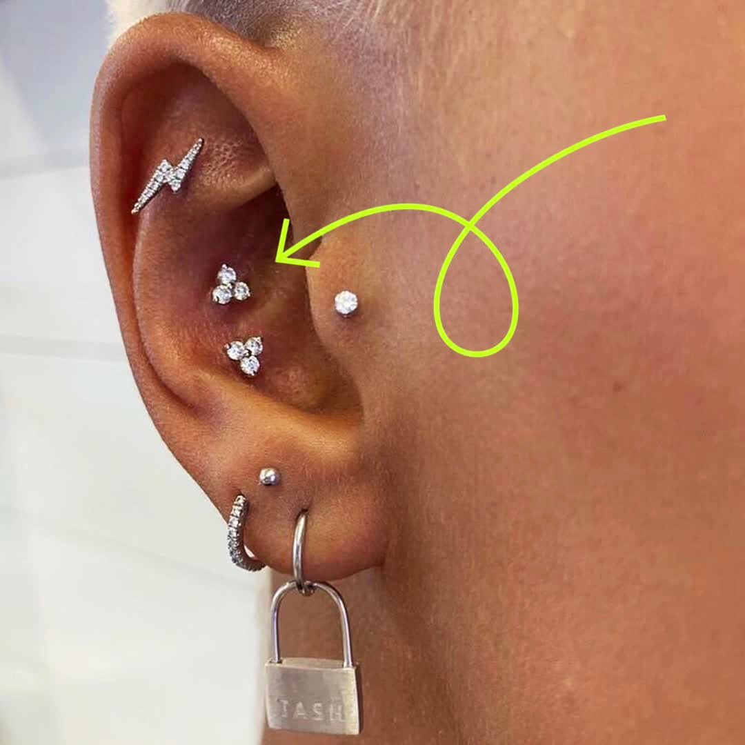 triple diamond studs