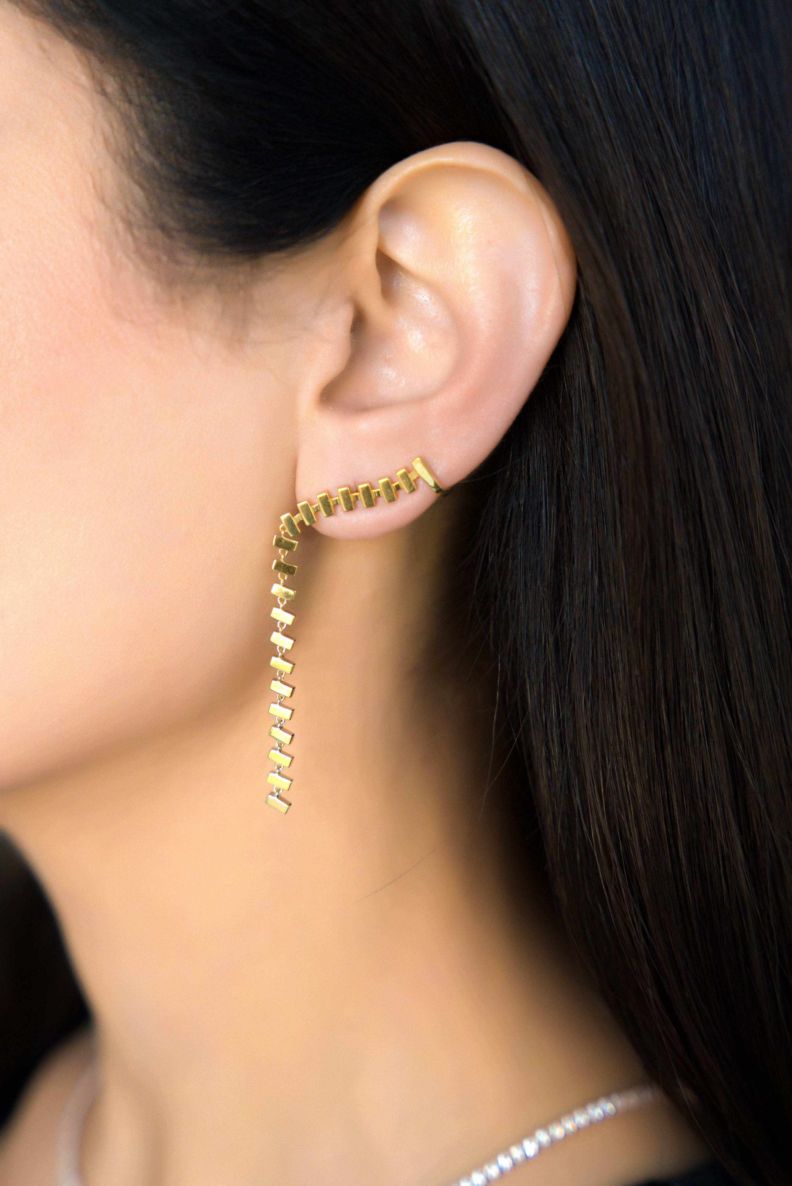 merlon rivulet earring 18k gold vardui kara