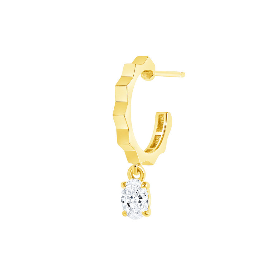 gold earring with diamond